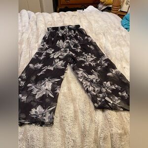 NWT young guns sheer pants M